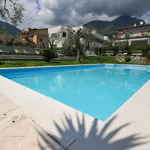  Lejlighedshotel Borgo Degli Ulivi Di Olympic Garda